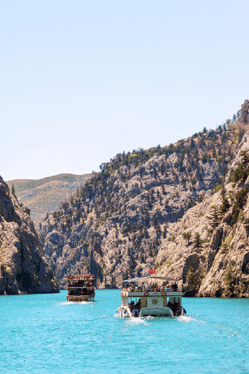 Green Canyon Boat Tour